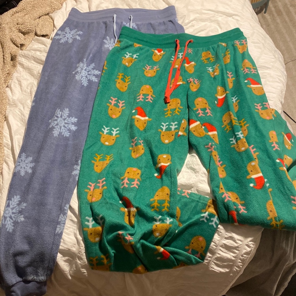 2 pj Christmas pants